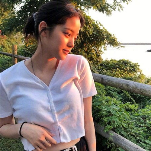 欧阳娜娜同款韩版chichf百搭休闲宽松显瘦性感露脐开衫短袖上衣女
