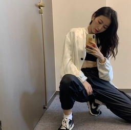 这个宝藏女孩的私服穿搭很ok