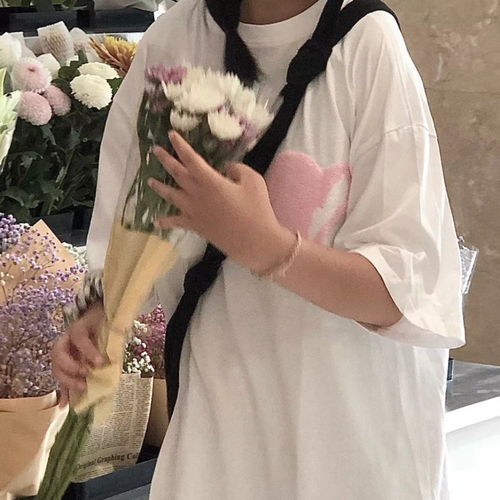捧花女头收集世间温柔去见你