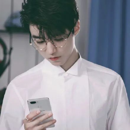 王俊凯一些网图风格的头像