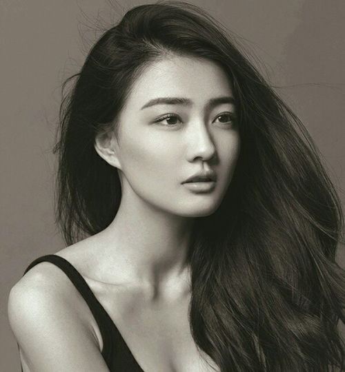 女生经典黑白头像大片