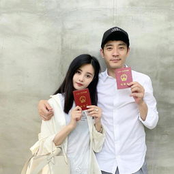 李光洁隋雨蒙6月29日领证女方朋友圈晒超大钻戒