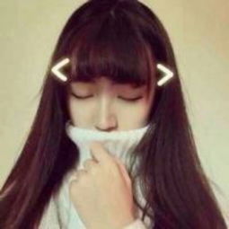 背对背拥抱