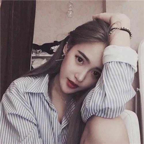 女生头像禁欲高冷紧身裤
