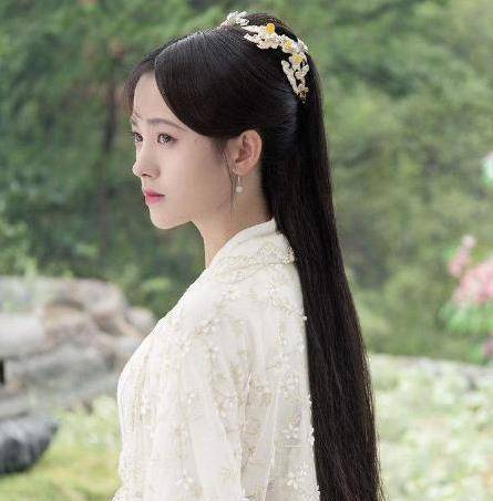 娱乐圈最具仙气的六位女星,赵丽颖第三,第一美若天仙
