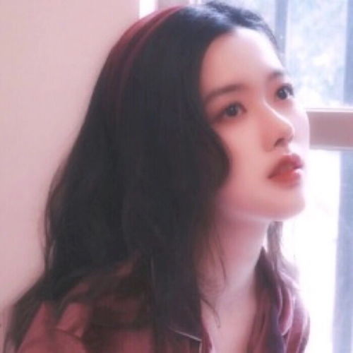 模糊感女生头像