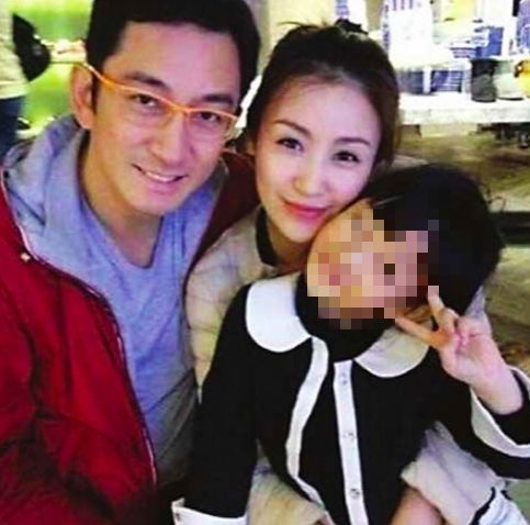 他们是亲兄弟,弟弟曾是蓝洁瑛的绯闻男友,哥哥曾多次搭戏蓝洁瑛