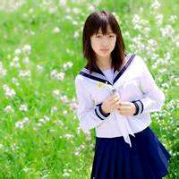穿深圳校服女生头像女生