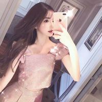 比星辰还好看的女生头像