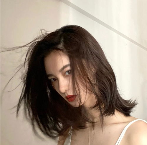 判断女生是厌世脸还是高级脸,主要看这些,中两个就是