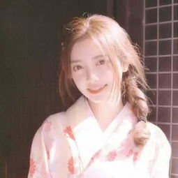 求闺蜜头像,真人的一定要女孩哦可爱一点的