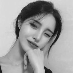 女生头像黑白女生头像