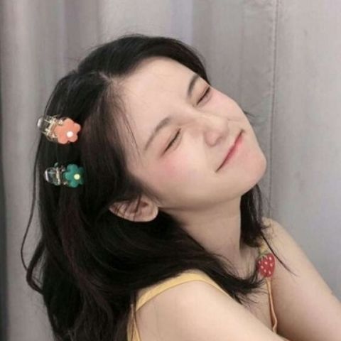每日幽默用哥们的手机给女友发我们结婚吧,结果女友回复...
