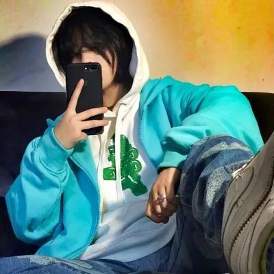 男生头像有些错过只是因为在等对方主动