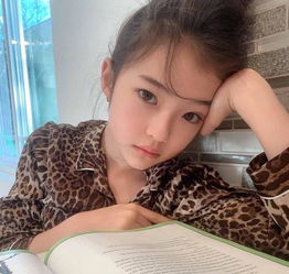 yg小公主ella,11岁的猫系小仙女,冷艳气质高级感满满,好美
