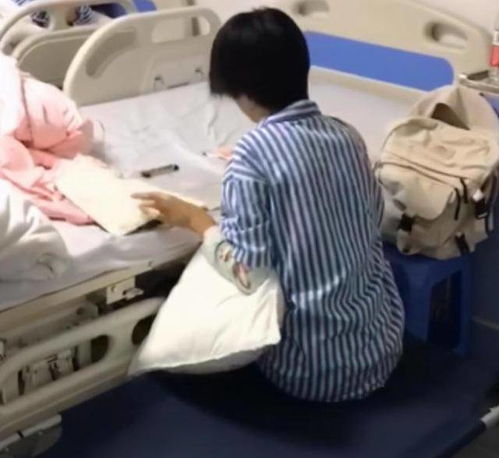 13岁抑郁症女孩生日第二天跳楼身亡,家长质疑因学校取消寄宿导致