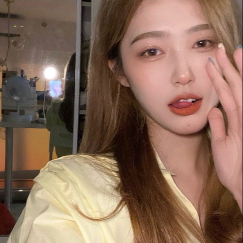 女头丨遗憾是碎在海里的浮冰