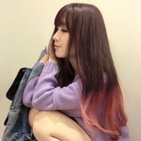 调皮妹子qq女生头像世界太黑暗我不敢面对