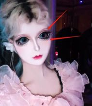 芭比女孩迪丽拉卸妆后,素颜变化大,眼睛上下都割了双眼皮