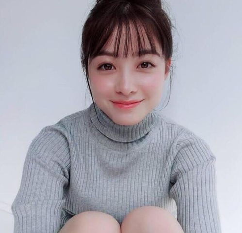 21岁桥本环奈疑恋上57岁富豪,日媒曝两人常约酒,关系极不寻常