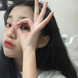 小s女儿厌世脸表现力max单眼皮女生高级感的秘密是