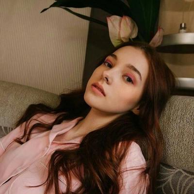 qq头像女生欧美范时尚清新2018最新人生是美梦与热望