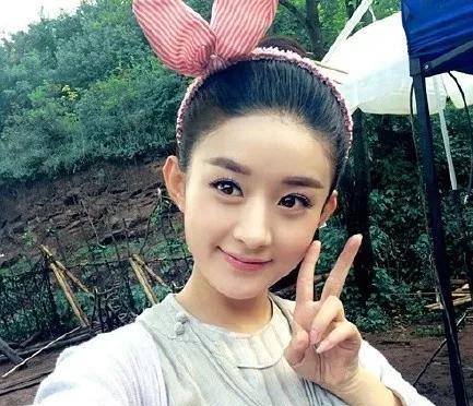 娇小可爱聪明不服输的赵丽颖,是如何从农村娃到电视剧女王的