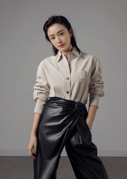 怪你过分美丽热播,秦岚再现成熟女性的优雅,让人怦然心动