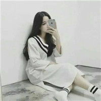 简单魅力超拽女生头像