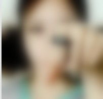 有没有整个模糊的女生头像要整片模糊的,色彩单调点