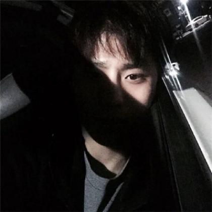 比较混搭系男生快手头像帅气,伤感的自信的都有了