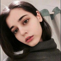 高颜值欧美时尚女生头像太过在乎就是失去的开始