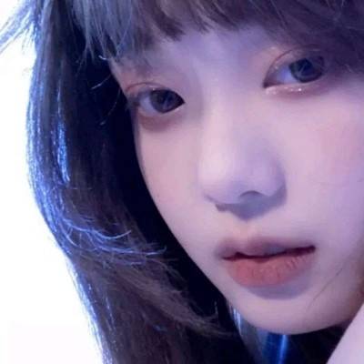 一眼沦陷的女生头像太过热情总是不被珍惜