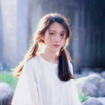 抖音很火的句子我不是谁的影子,更不是谁的替代品