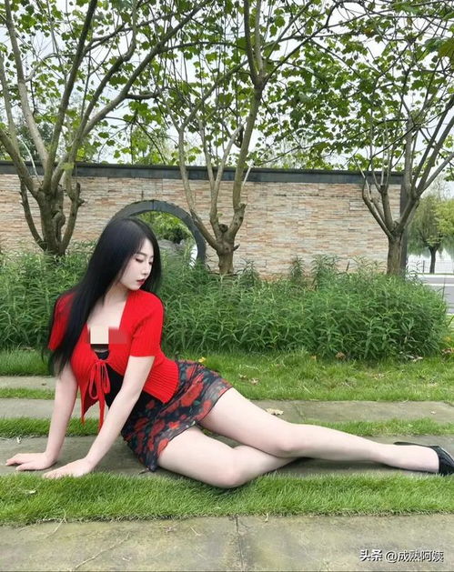 长腿美女气质如兰,身材婀娜多姿