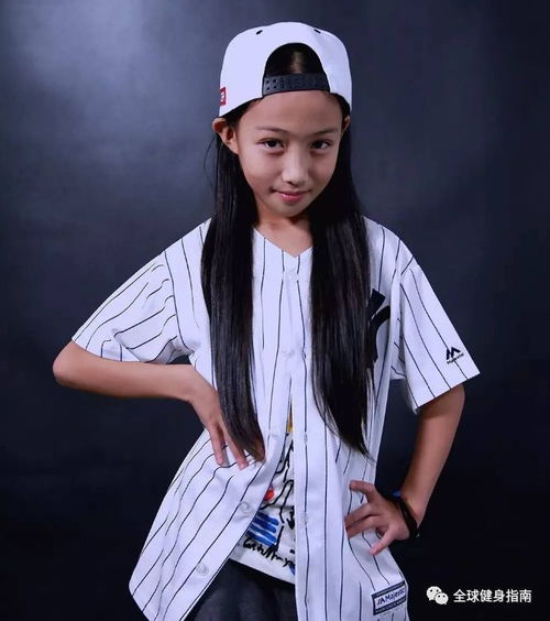 12岁少女收废品为中国争脸用街舞怼遍全世界撩到吴亦凡,连何炅都被她圈粉