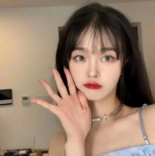 头像我就是那种再难过也可以笑得出来的