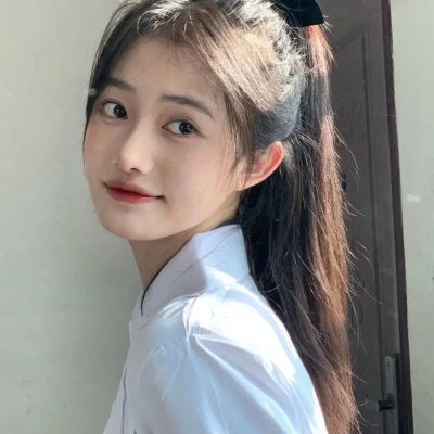 真人女头干净温柔第一次看到宇女生头像我要个性网