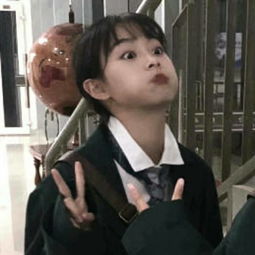 这张图是情头吗如果是请把另一半发给我