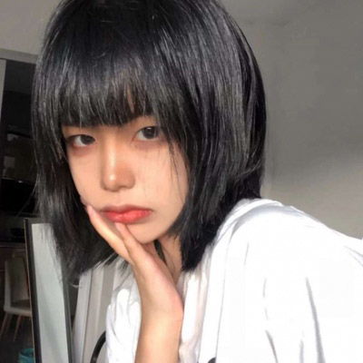 欧美风丧系女头像外国病态失恋女头像
