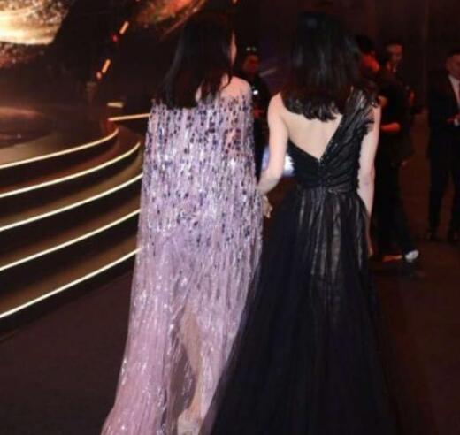 赵丽颖气质变了,顶流女星同框比美,是一场气质与容颜的比拼