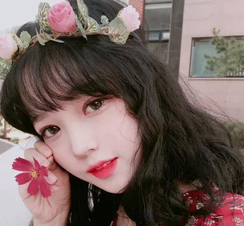 八字断婚姻水瓶座女生的老公方位在什么地方,哪年会结婚