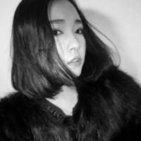 qq明星头像女生霸气黑白