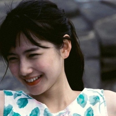 ins港风女生头像
