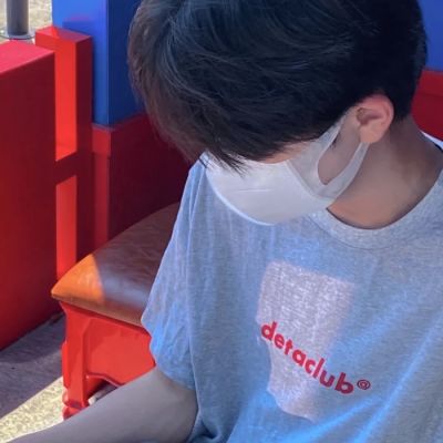 ins阳光大男孩头像