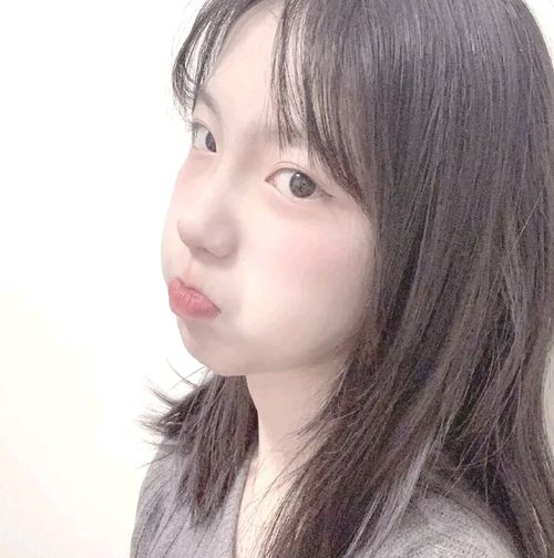 女生头像有阳光的真人头像