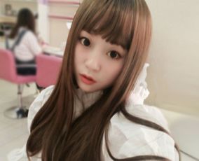 2018女生霸气超拽个性签名精选我和你不熟你冲我摆脸就该死