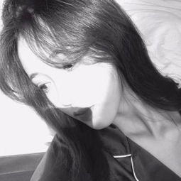 2018年意境头像女生黑白图片精选愿你心之所想都是我的影子