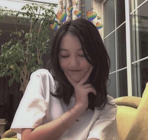15岁李嫣近照扮淑女,继承王菲大长腿,出道已经箭在弦上