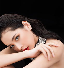 越南第一美女代言华为手机,仙气飘飘惹人醉,网友华为选对人了